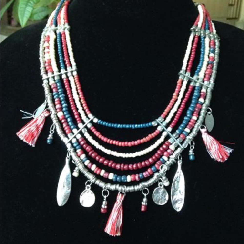 Gorgeous Festive Necklace
